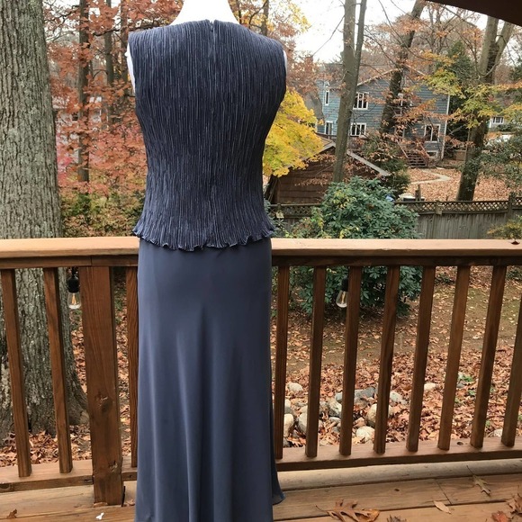 Patra Grey Sequin Gown -Size 6 - Picture 8 of 15